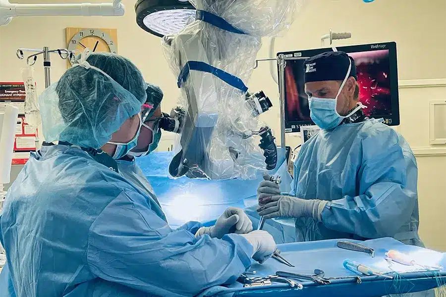 doctor doing spine surgery